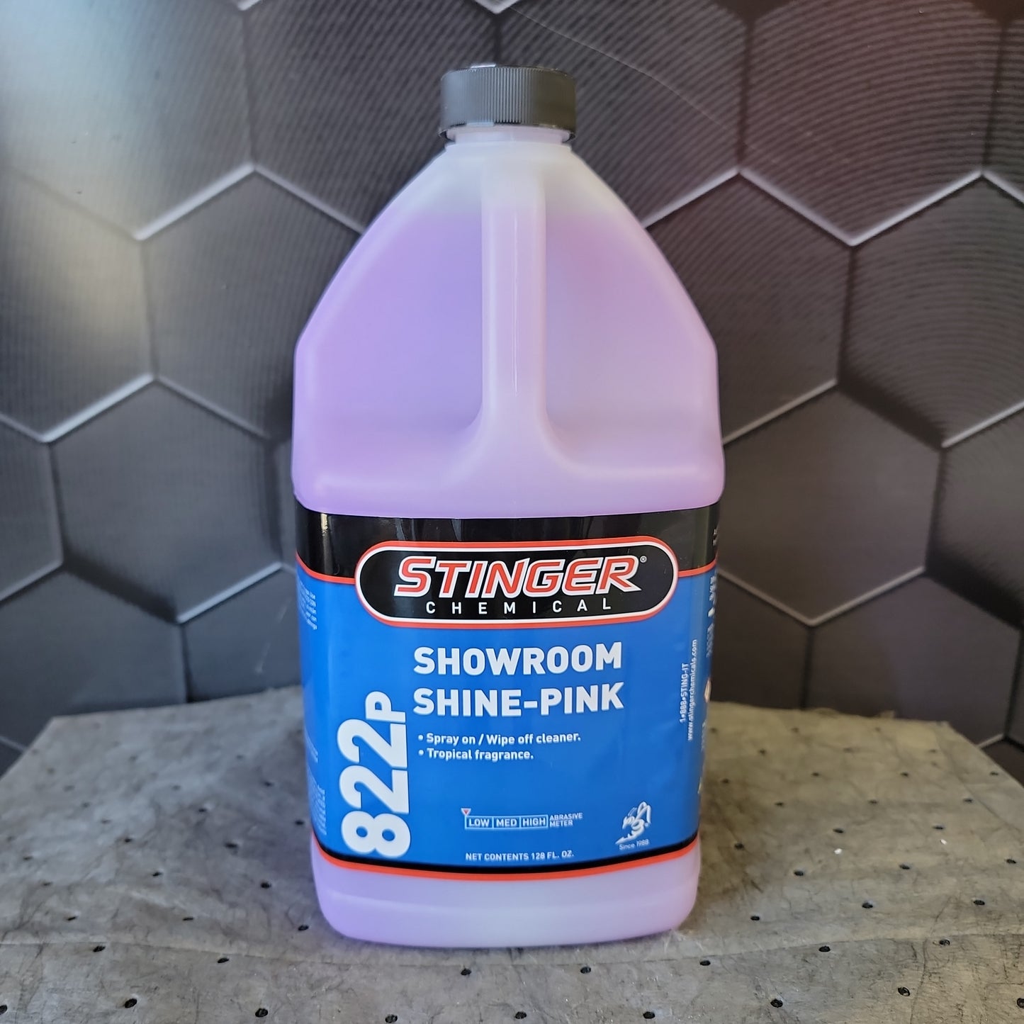 822 SHOWROOM SHINE
